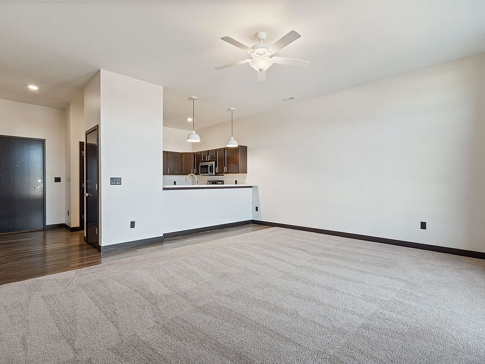 1st image of 120 Twin Steeples Cir NE Unit 307