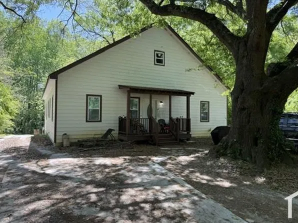 6366 Park St Room B, Union City, GA 30291