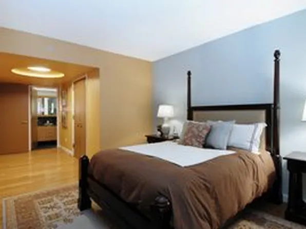 100 West 58th Street image 1 of 6