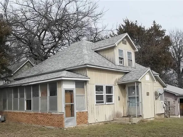 522 S Ashby Ave, Chanute, KS 66720