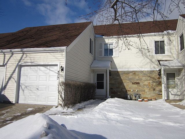 1st image of 717 Weymouth Cir