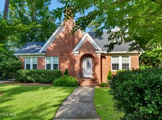 15 Forest Hills Dr, Wilmington, NC 28403
