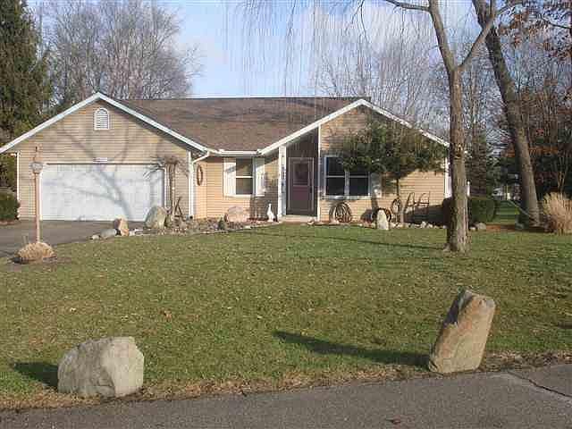 1st image of 56892 Summit Park Dr