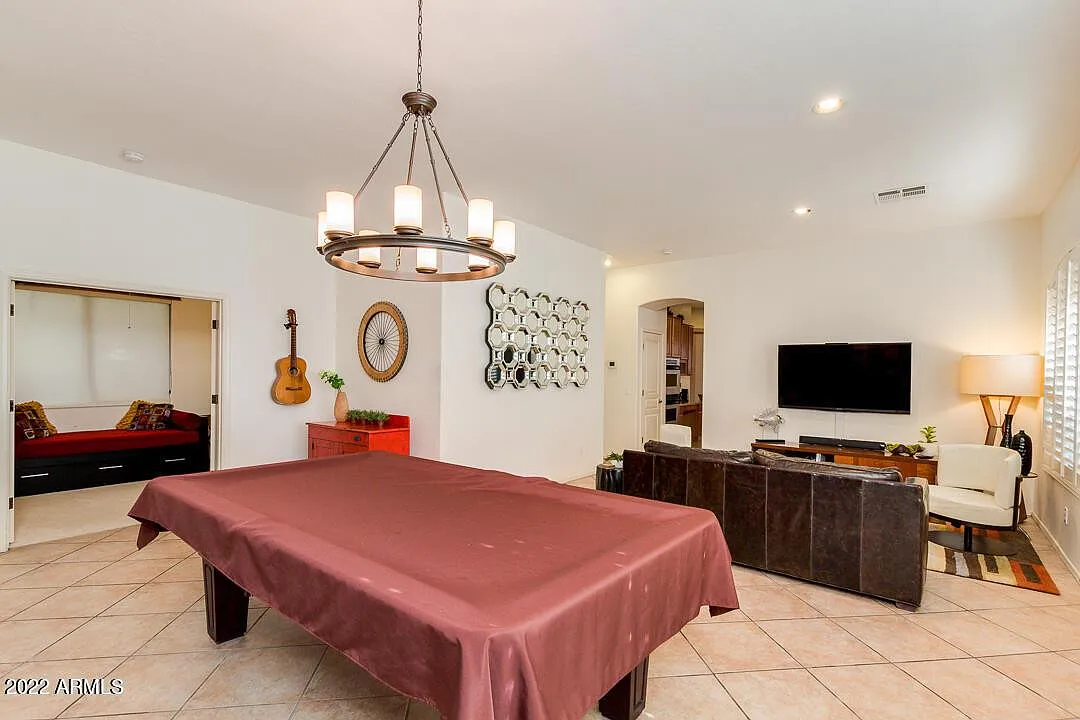 3 bed, 1610 sqft, $2,795 — Photo 4