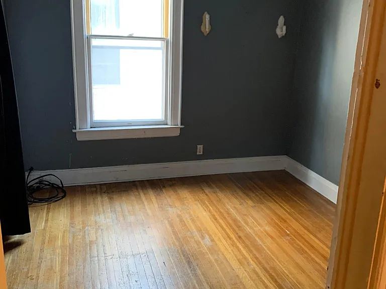 567 Elmwood Ave #3 — Photo 11