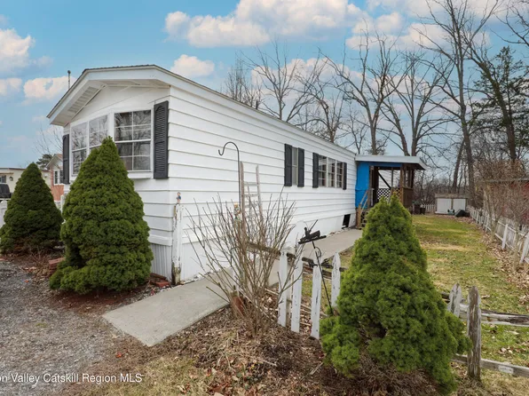 414 Joslen Boulevard #4, Hudson, NY 12534