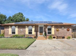 6188 Boutte St, Marrero, LA 70072