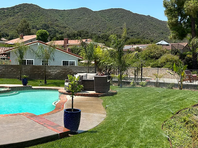 807 Chaparral Ct — Photo 13