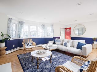 129 Lynncliff Rd, Hampton Bays, NY 11946