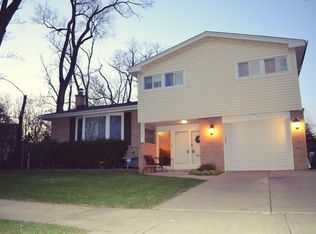 7848 Foster St, Morton Grove, IL 60053