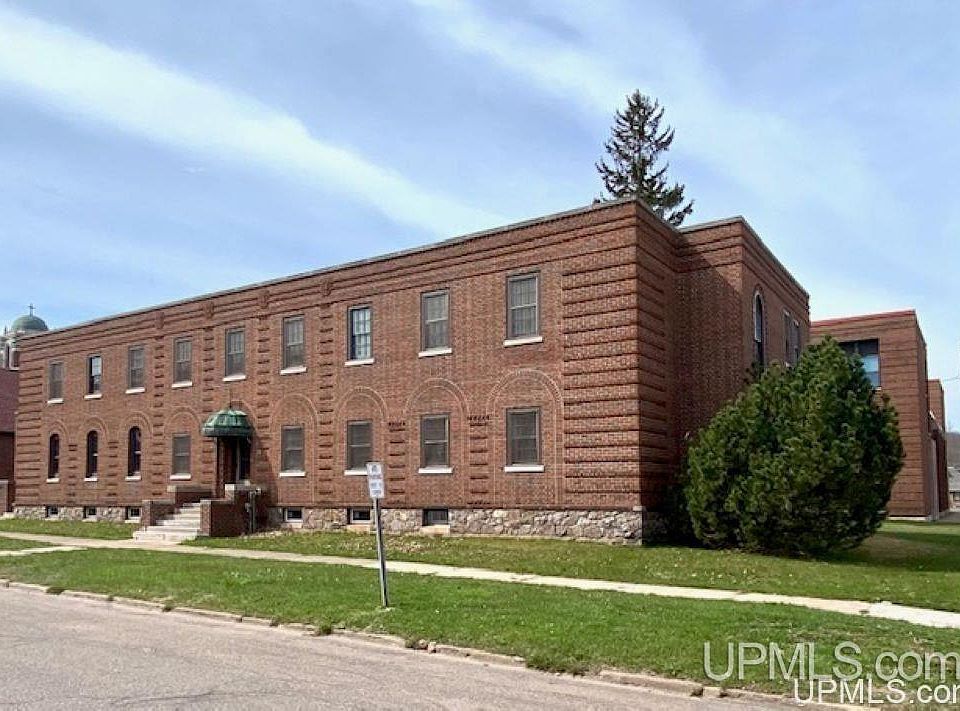 225 N Pioneer Ave, Negaunee, MI 49866 Zillow