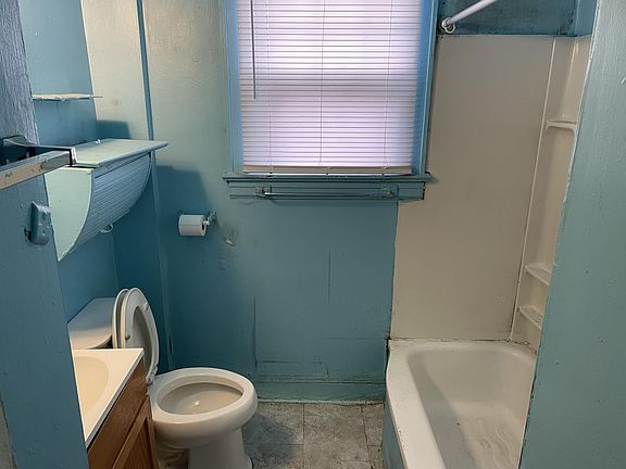 5th image of 1430 Gilmer Ave NW