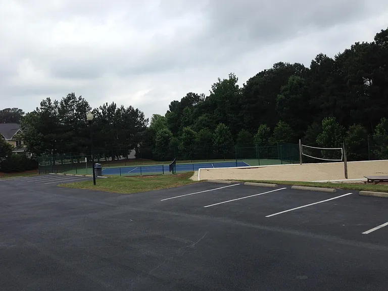 409 Village Commons Ln — Photo 12
