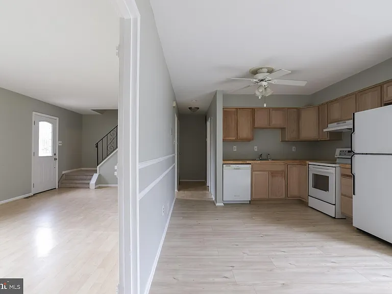 1940 Arrowood Dr — Photo 13