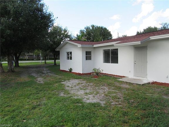 2nd image of 2405 Moreno Ave