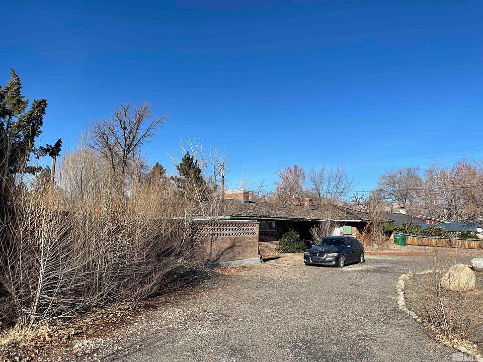 2nd image of 1001 Keele Dr