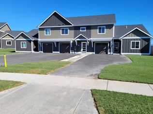 833 Lake Francis Dr, Kalispell, MT 59901