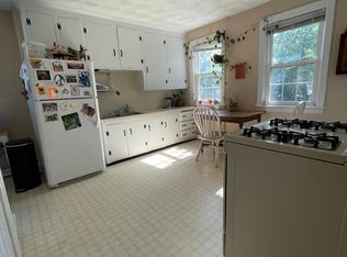 7 Cato St, Providence, RI 02908