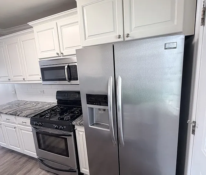 704 Rogers St #704 — Photo 2