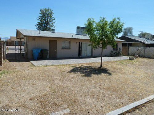 4th image of 8908 W Glenrosa Ave