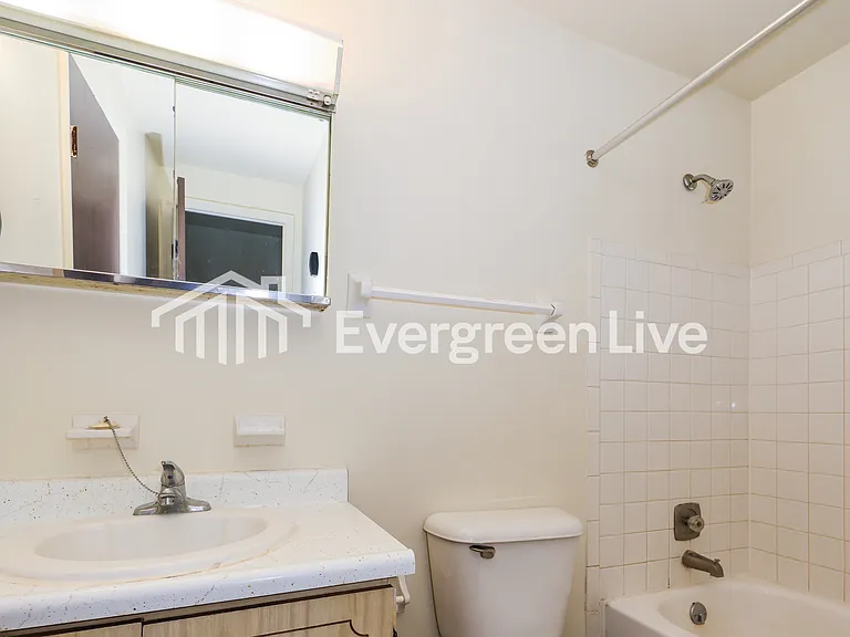 8047 Mount Aetna St — Photo 11
