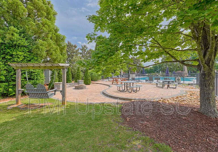 218 Marefair Ln — Photo 33