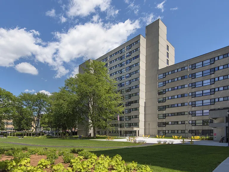 Baystate Place — Photo 7