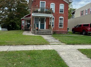 2 Market St #6, Albion, PA 16401