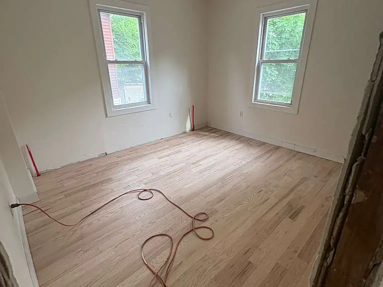 207-209 Hansbury Ave #2 — Photo 5