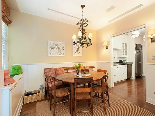 Sold by Sotheby's International Realty | media 10