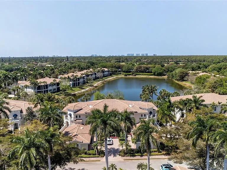 15543 Monterosso Ln #101 — Photo 4