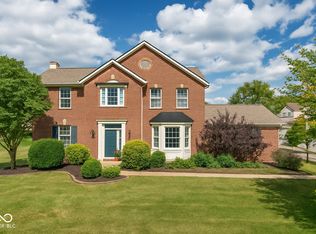 5336 Wakefield Dr N, Greenwood, IN 46142