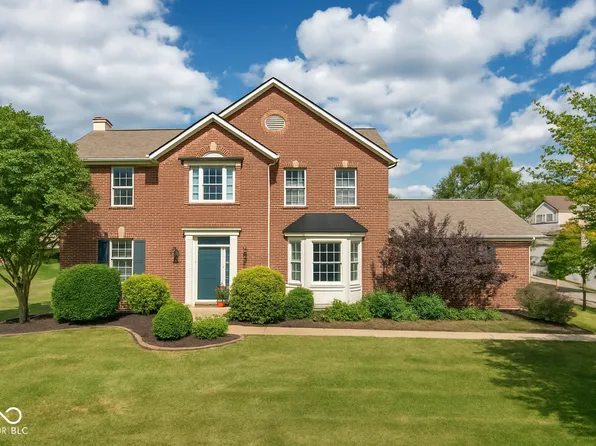 5336 Wakefield Dr N, Greenwood, IN 46142