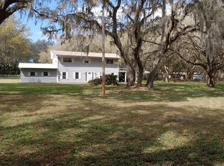 30525 Lynne Dr, Zephyrhills, FL 33543