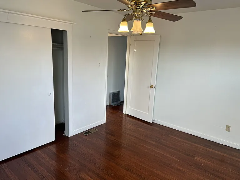 1229 Maple Ave — Photo 20