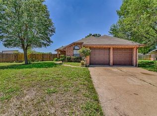 5500 Silver Maple Dr, Arlington, TX 76018