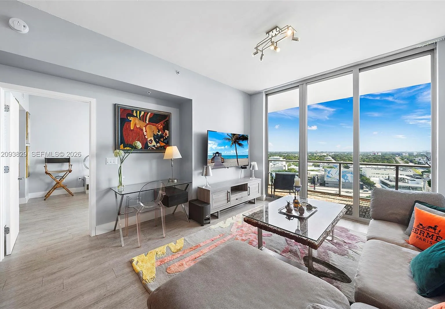 Two Midtown Miami Condo — Photo 1