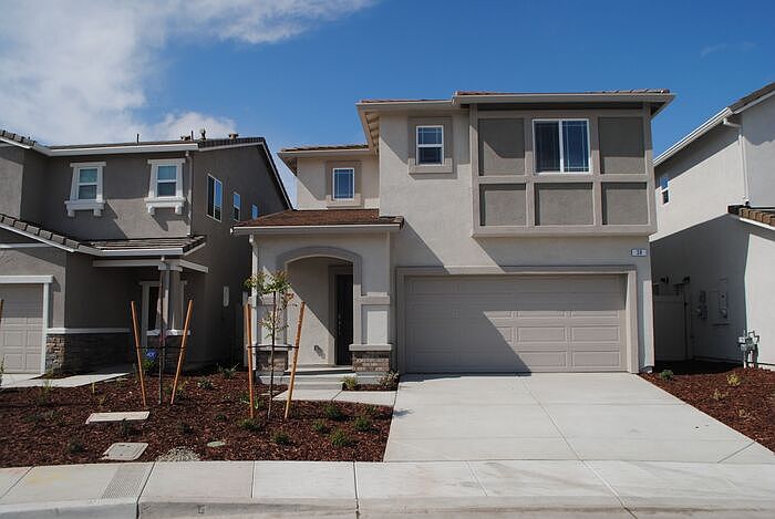 1st image of 38 Bridgehome Ct
