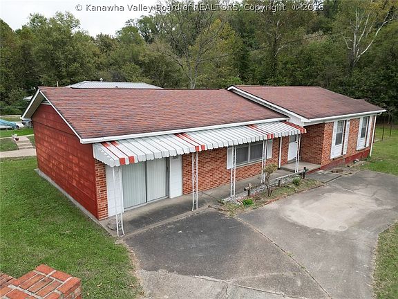 2nd image of 302 Campbell Ave