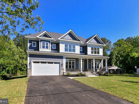 2nd image of 10206 Blake Ln
