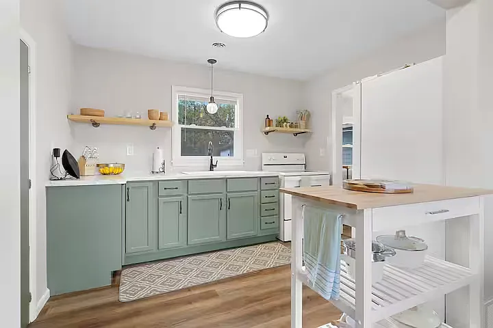 621 Cook St — Photo 10