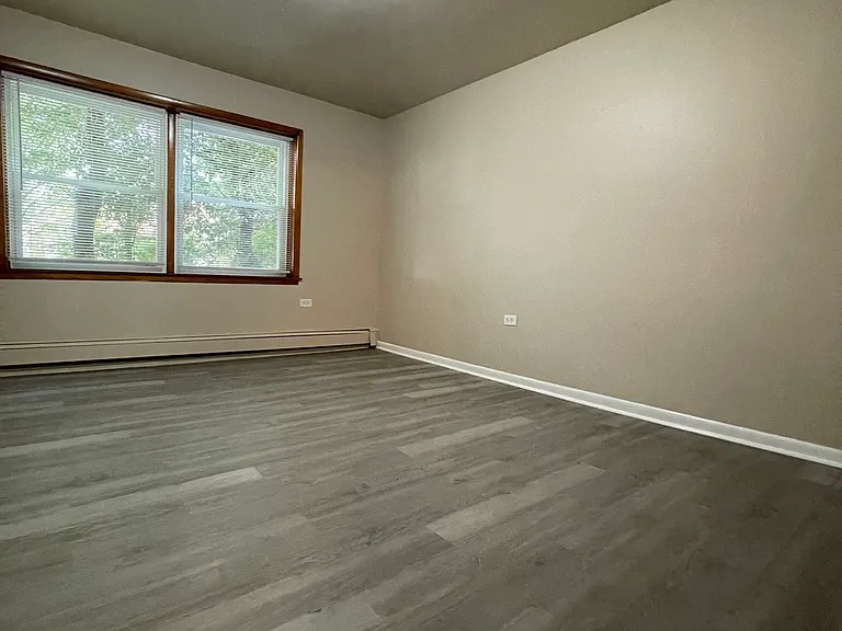 10743-10749 S Pulaski Rd #10 — Photo 6