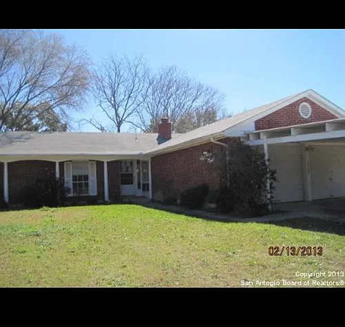 1922 Oakline Dr Photo 1