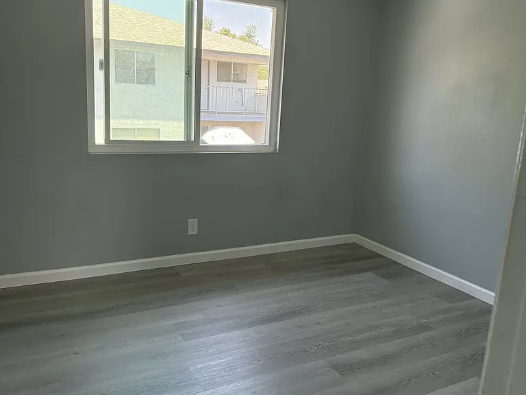 511 Courier Ave #D — Photo 4