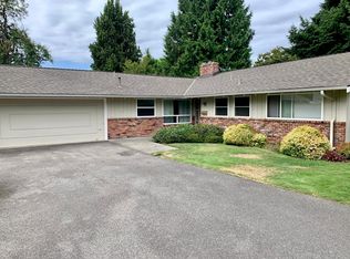6875 83rd Ave SE, Mercer Island, WA 98040