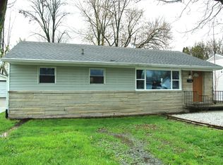 119 E McKenzie Rd, Greenfield, IN 46140
