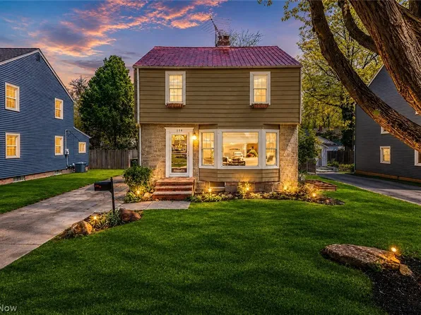 159 Inwood Blvd, Avon Lake, OH 44012