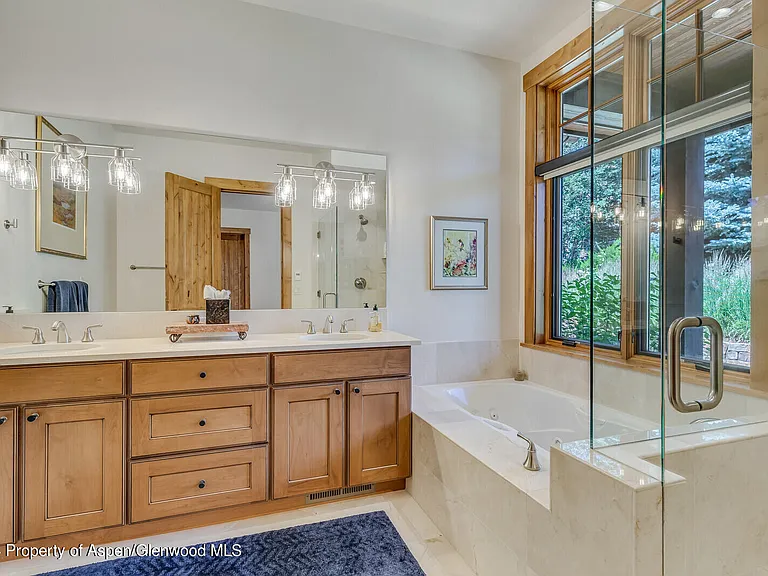 138 Club Lodge Dr — Photo 14