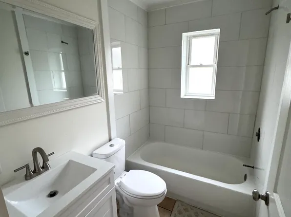 1327 Charleston Ave #2, Huntington, WV 25701