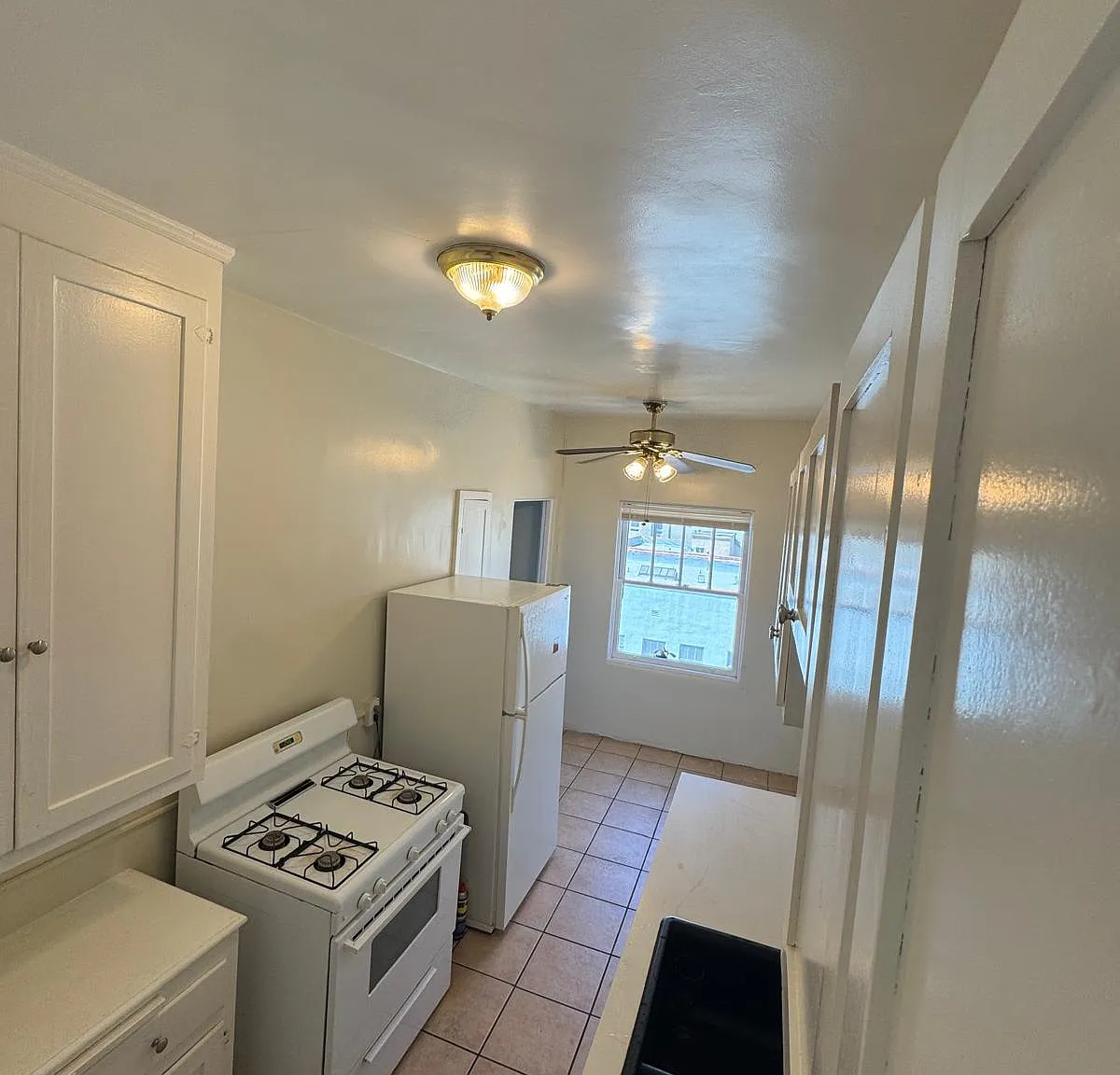 1 bed, $1,950 — Photo 3